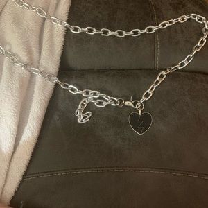 Dollskill Dolls Kill Heart Chain Belt